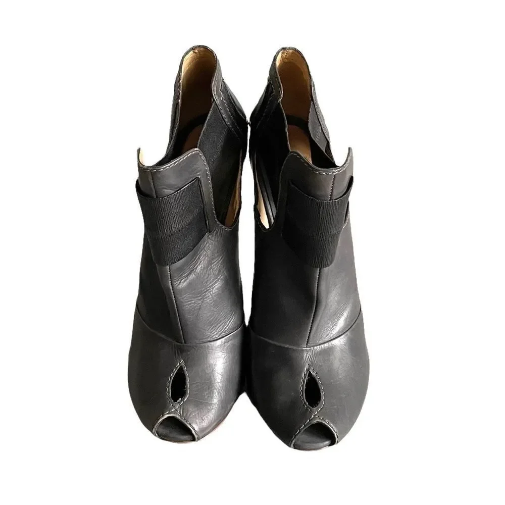 L.A.M.B by Gwen Stefani Gray Leather Peel Toe Stiletto Heel Ankle Boots 10